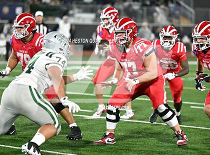 Thumbnail 2 in De La Salle vs. Mater Dei (CIF State Open Division Final) photogallery.