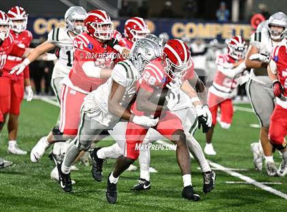 Thumbnail 1 in De La Salle vs. Mater Dei (CIF State Open Division Final) photogallery.