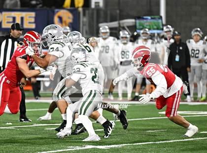 Thumbnail 3 in De La Salle vs. Mater Dei (CIF State Open Division Final) photogallery.