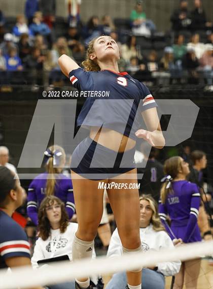 Thumbnail 3 in Mountain View vs. Woods Cross (UHSAA 5A Second Round) photogallery.