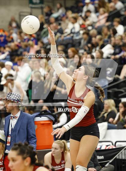Thumbnail 3 in Mountain View vs. Woods Cross (UHSAA 5A Second Round) photogallery.