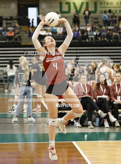 Thumbnail 1 in Mountain View vs. Woods Cross (UHSAA 5A Second Round) photogallery.