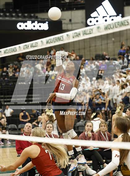 Thumbnail 2 in Mountain View vs. Woods Cross (UHSAA 5A Second Round) photogallery.