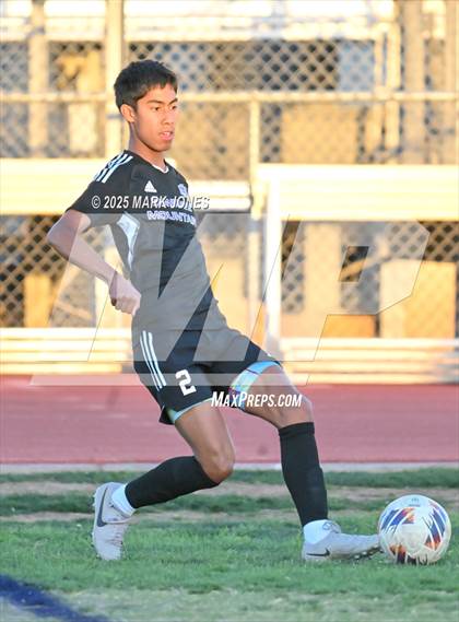 Thumbnail 1 in Sunrise Mountain vs. Verrado (AIA 5A Semifinal) photogallery.