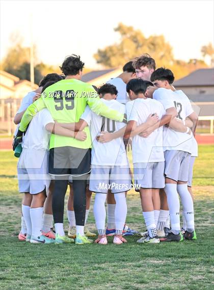 Thumbnail 2 in Sunrise Mountain vs. Verrado (AIA 5A Semifinal) photogallery.