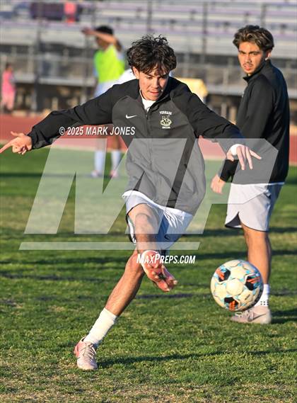 Thumbnail 1 in Sunrise Mountain vs. Verrado (AIA 5A Semifinal) photogallery.