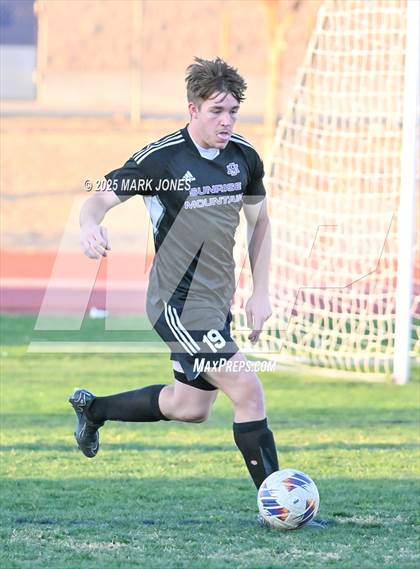 Thumbnail 1 in Sunrise Mountain vs. Verrado (AIA 5A Semifinal) photogallery.