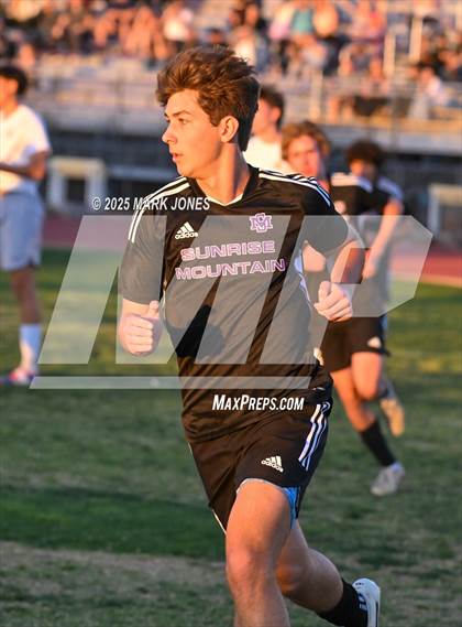 Thumbnail 1 in Sunrise Mountain vs. Verrado (AIA 5A Semifinal) photogallery.