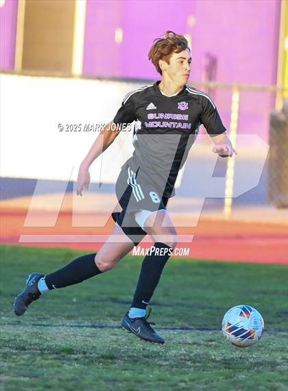 Thumbnail 2 in Sunrise Mountain vs. Verrado (AIA 5A Semifinal) photogallery.