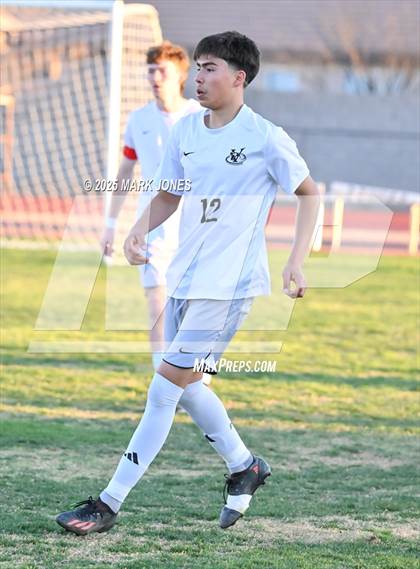 Thumbnail 1 in Sunrise Mountain vs. Verrado (AIA 5A Semifinal) photogallery.