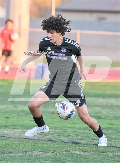 Thumbnail 1 in Sunrise Mountain vs. Verrado (AIA 5A Semifinal) photogallery.
