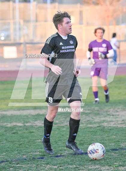 Thumbnail 1 in Sunrise Mountain vs. Verrado (AIA 5A Semifinal) photogallery.