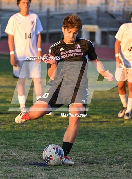 Thumbnail 2 in Sunrise Mountain vs. Verrado (AIA 5A Semifinal) photogallery.