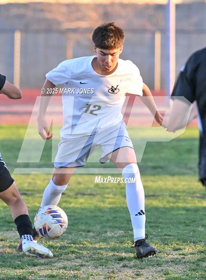 Thumbnail 1 in Sunrise Mountain vs. Verrado (AIA 5A Semifinal) photogallery.