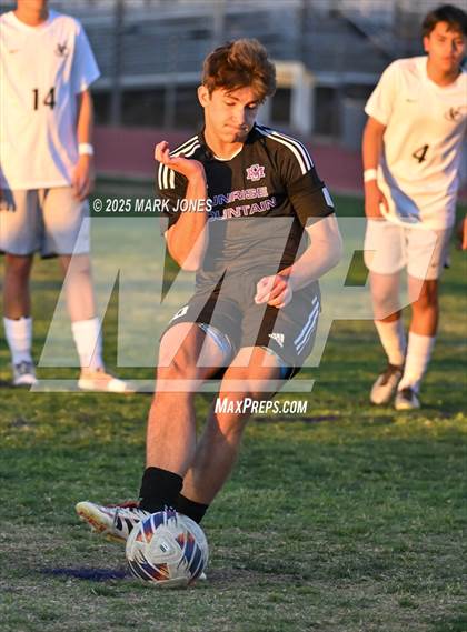 Thumbnail 3 in Sunrise Mountain vs. Verrado (AIA 5A Semifinal) photogallery.