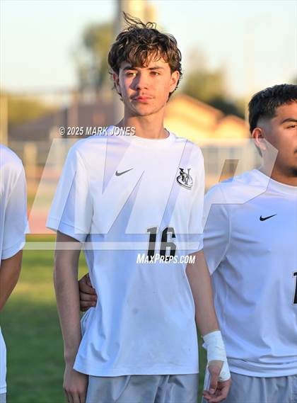 Thumbnail 1 in Sunrise Mountain vs. Verrado (AIA 5A Semifinal) photogallery.