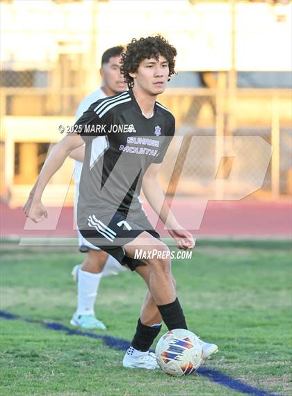 Thumbnail 1 in Sunrise Mountain vs. Verrado (AIA 5A Semifinal) photogallery.