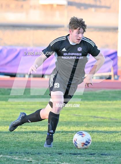 Thumbnail 1 in Sunrise Mountain vs. Verrado (AIA 5A Semifinal) photogallery.
