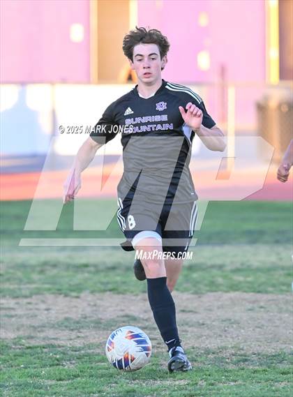 Thumbnail 2 in Sunrise Mountain vs. Verrado (AIA 5A Semifinal) photogallery.