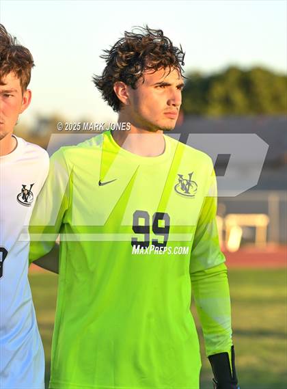 Thumbnail 1 in Sunrise Mountain vs. Verrado (AIA 5A Semifinal) photogallery.
