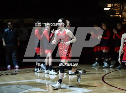 Thumbnail 1 in Southside vs. Farmington (AAA 4A State Round One) photogallery.