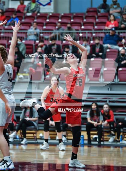Thumbnail 2 in Southside vs. Farmington (AAA 4A State Round One) photogallery.