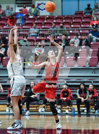 Thumbnail 3 in Southside vs. Farmington (AAA 4A State Round One) photogallery.
