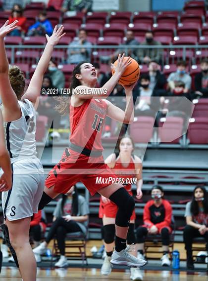 Thumbnail 1 in Southside vs. Farmington (AAA 4A State Round One) photogallery.