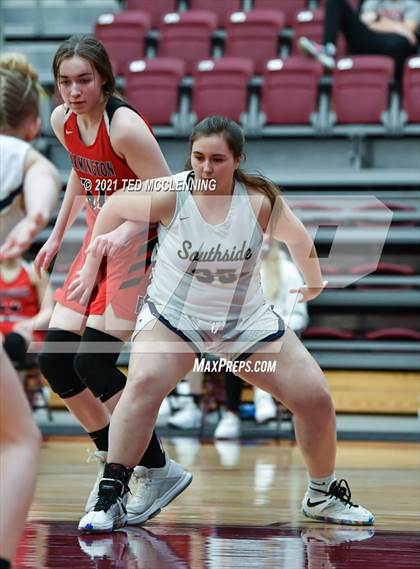 Thumbnail 3 in Southside vs. Farmington (AAA 4A State Round One) photogallery.