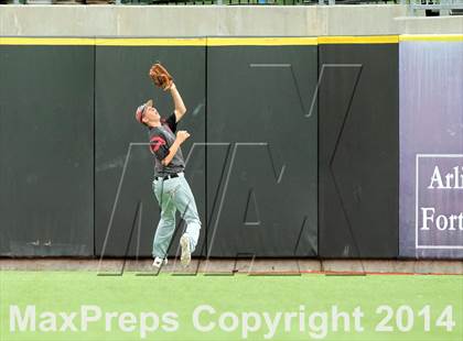 Thumbnail 2 in Tascosa vs. Fossil Ridge (UIL 5A Region 1 Area Playoff) photogallery.
