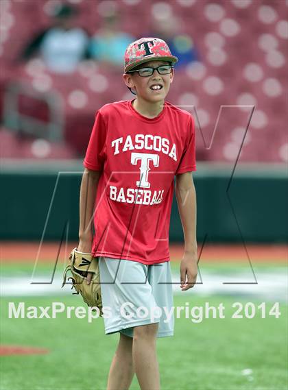 Thumbnail 2 in Tascosa vs. Fossil Ridge (UIL 5A Region 1 Area Playoff) photogallery.