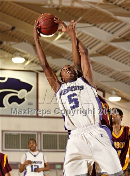 Thumbnail 1 in Franklin vs. Edison (CIF SJS D1 Playoffs) photogallery.