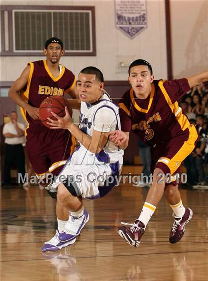 Thumbnail 2 in Franklin vs. Edison (CIF SJS D1 Playoffs) photogallery.