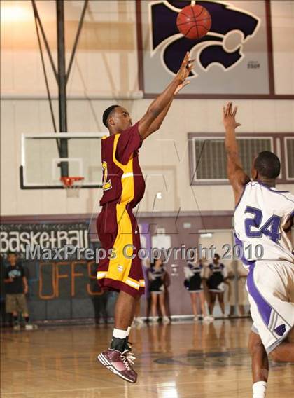 Thumbnail 2 in Franklin vs. Edison (CIF SJS D1 Playoffs) photogallery.