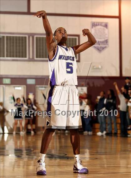Thumbnail 2 in Franklin vs. Edison (CIF SJS D1 Playoffs) photogallery.