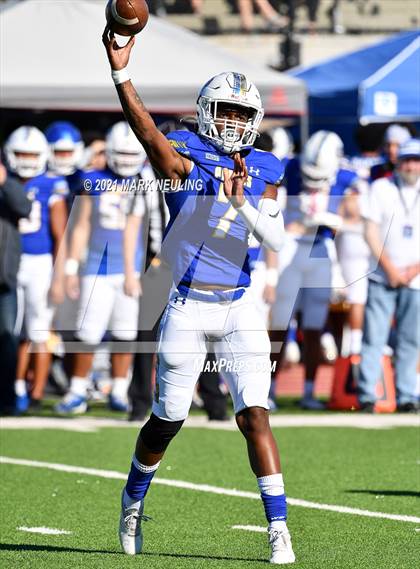 Thumbnail 1 in Valley Christian @ Serra (CIF CCS D1 Quarterfinal) photogallery.