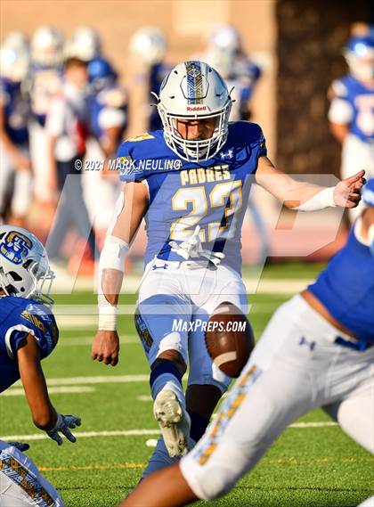 Thumbnail 2 in Valley Christian @ Serra (CIF CCS D1 Quarterfinal) photogallery.