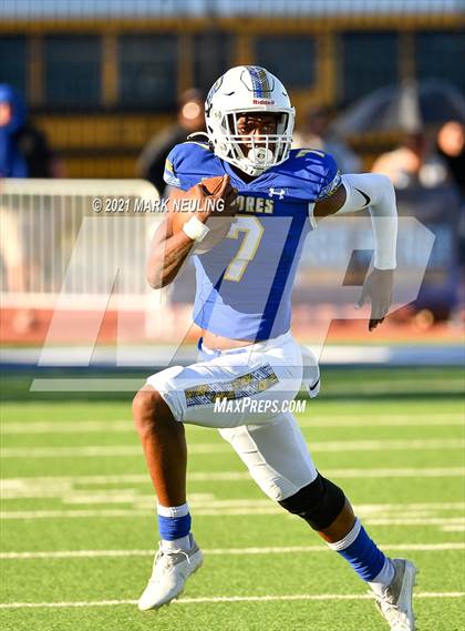 Thumbnail 1 in Valley Christian @ Serra (CIF CCS D1 Quarterfinal) photogallery.