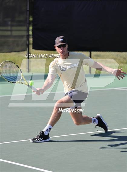 Thumbnail 3 in CHSAA 4A Region 1-Evergreen photogallery.