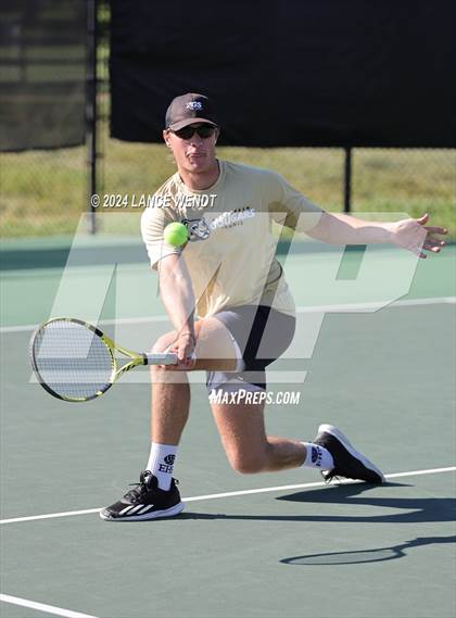 Thumbnail 1 in CHSAA 4A Region 1-Evergreen photogallery.