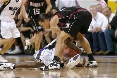 Thumbnail 1 in Modesto vs Franklin (Sec. Semifinal) photogallery.