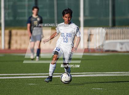 Thumbnail 3 in O'Connor vs Del Rio (UIL 6A Bi-District Playoff) photogallery.