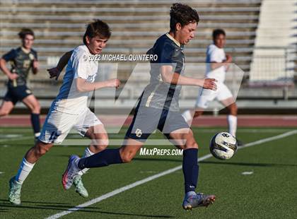 Thumbnail 3 in O'Connor vs Del Rio (UIL 6A Bi-District Playoff) photogallery.