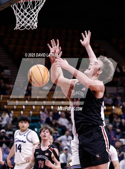 Thumbnail 3 in Coal Ridge vs. Colorado Academy (CHSAA 4A Final 4) photogallery.