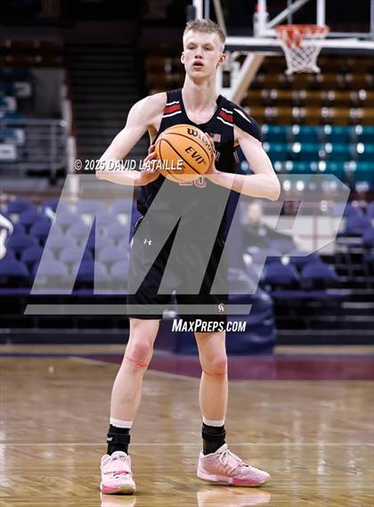 Thumbnail 1 in Coal Ridge vs. Colorado Academy (CHSAA 4A Final 4) photogallery.