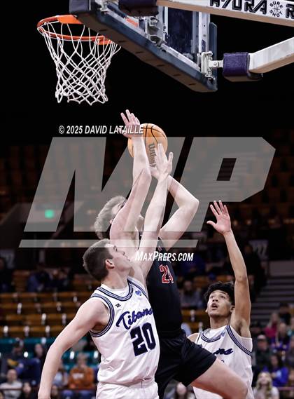 Thumbnail 3 in Coal Ridge vs. Colorado Academy (CHSAA 4A Final 4) photogallery.