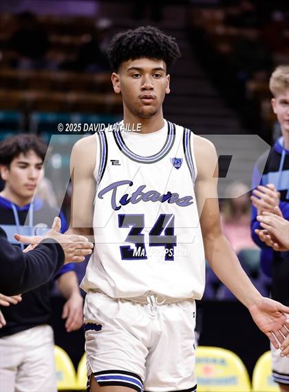 Thumbnail 3 in Coal Ridge vs. Colorado Academy (CHSAA 4A Final 4) photogallery.