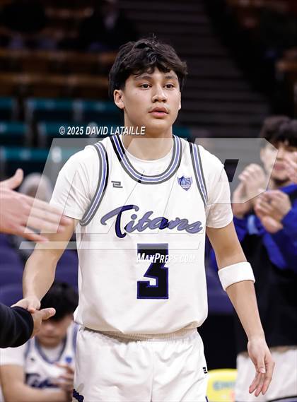 Thumbnail 2 in Coal Ridge vs. Colorado Academy (CHSAA 4A Final 4) photogallery.