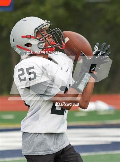 Thumbnail 1 in  Stevens [John Paul] @ Boerne-Champion (Silver) photogallery.