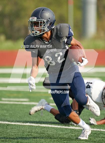 Thumbnail 1 in  Stevens [John Paul] @ Boerne-Champion (Silver) photogallery.